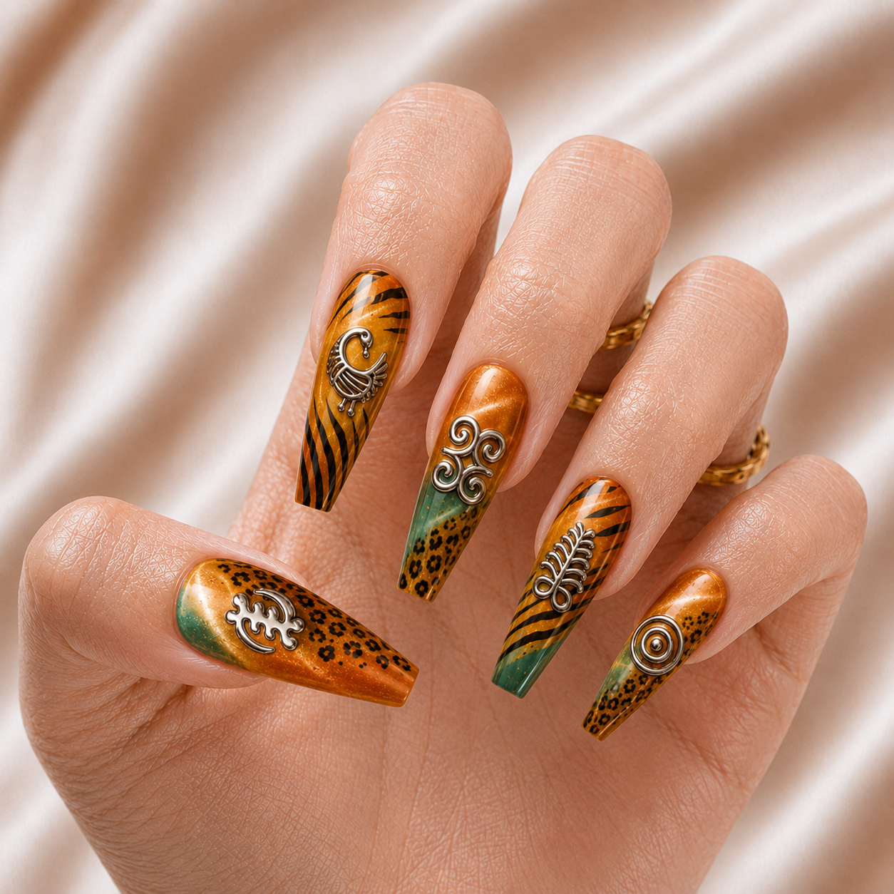 Adinkra - Press-On Nails