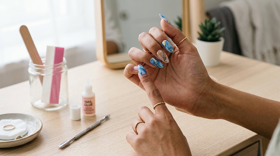 Comparing Custom Acrylic Nail Sets and Reusable Press-Ons