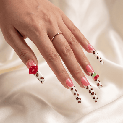 CHERRY KISS