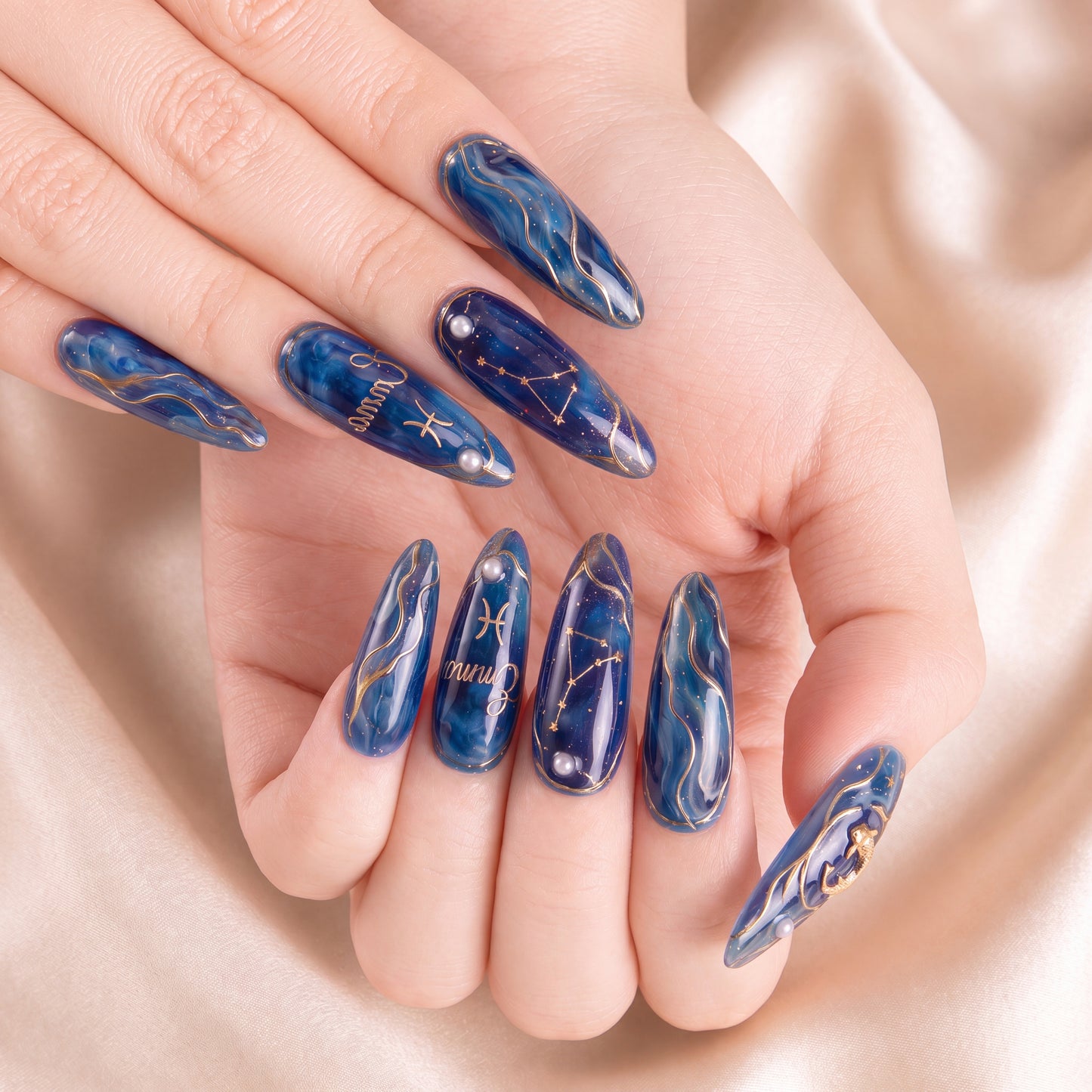 Galaxy Pisces - Personalized Press-On Nails