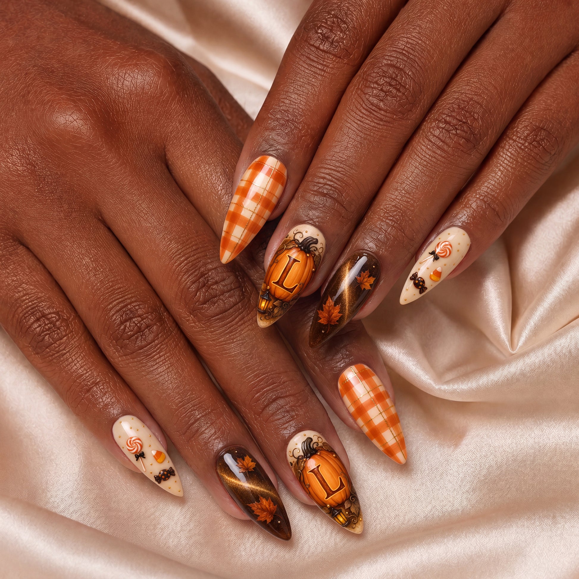 Cute Pumpkin Initial – Personalized Press-On Nails