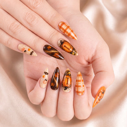 Cute Pumpkin Initial – Personalized Press-On Nails