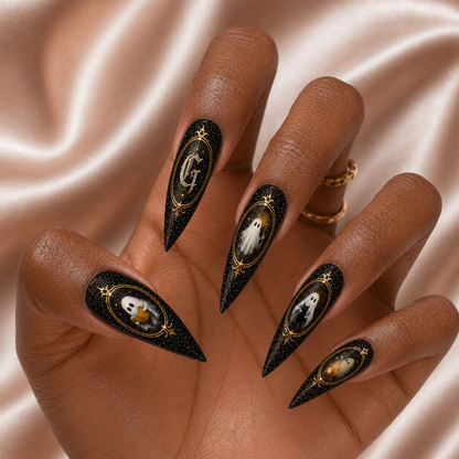 Spooky Ghost Mirror - Personalized Press-On Nails