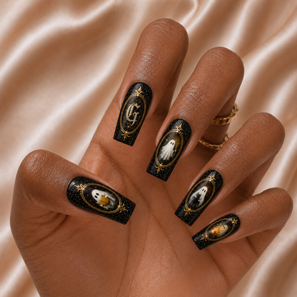Spooky Ghost Mirror - Personalized Press-On Nails