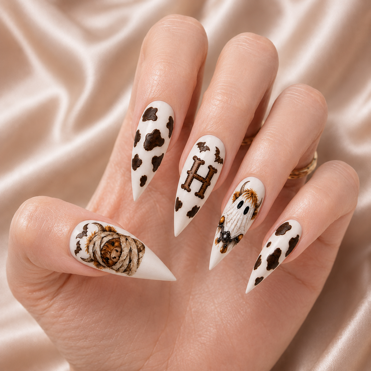 Highland Cow Ghost - Personalized Press-On Nails