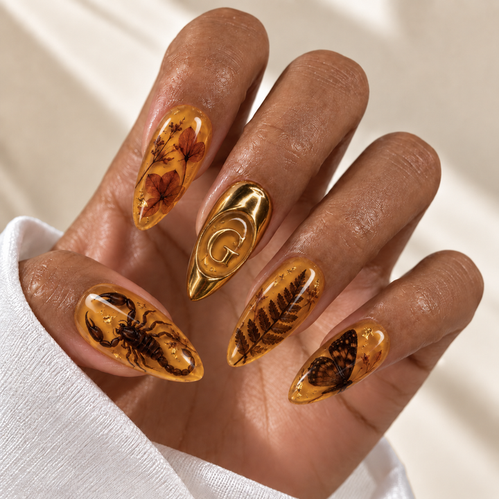Amber Resin Insect - Personalized Press-On Nails