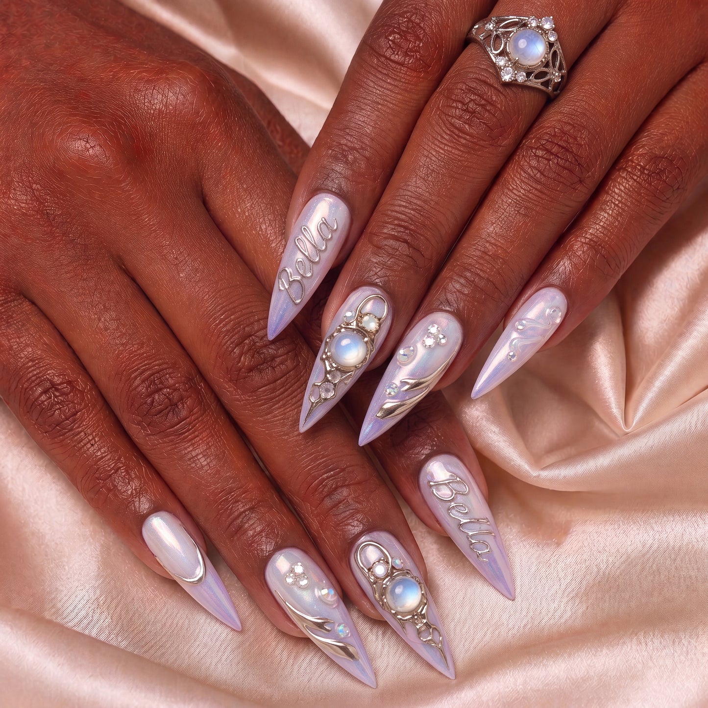 Opaline Moonlight - Personalized Press-On Nails