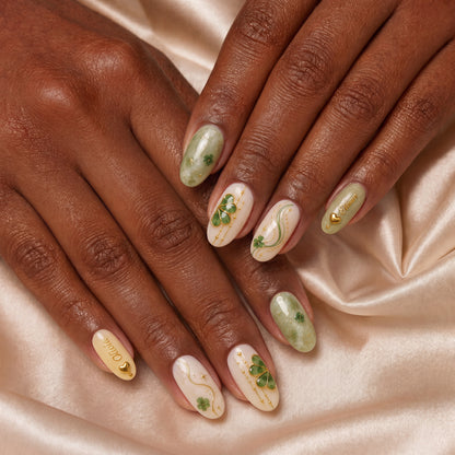 Golden Clover Bestie Bond – Personalized Press-On Nails