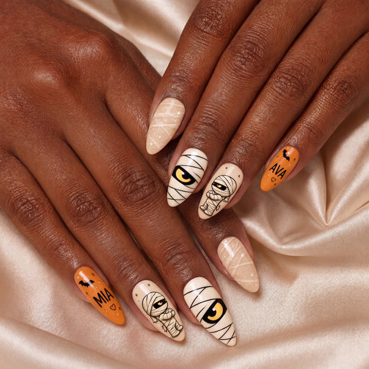 Grumpy Mummy Bestie - Personalized Press-On Nails alternate image
