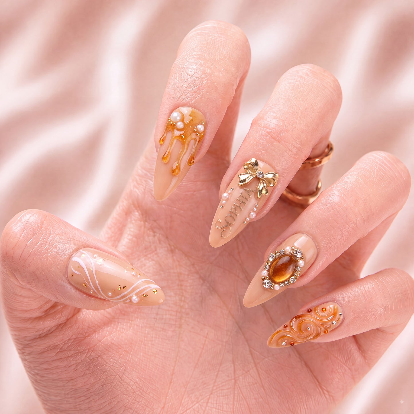 Apricot Opulence - Personalized Press-On Nails
