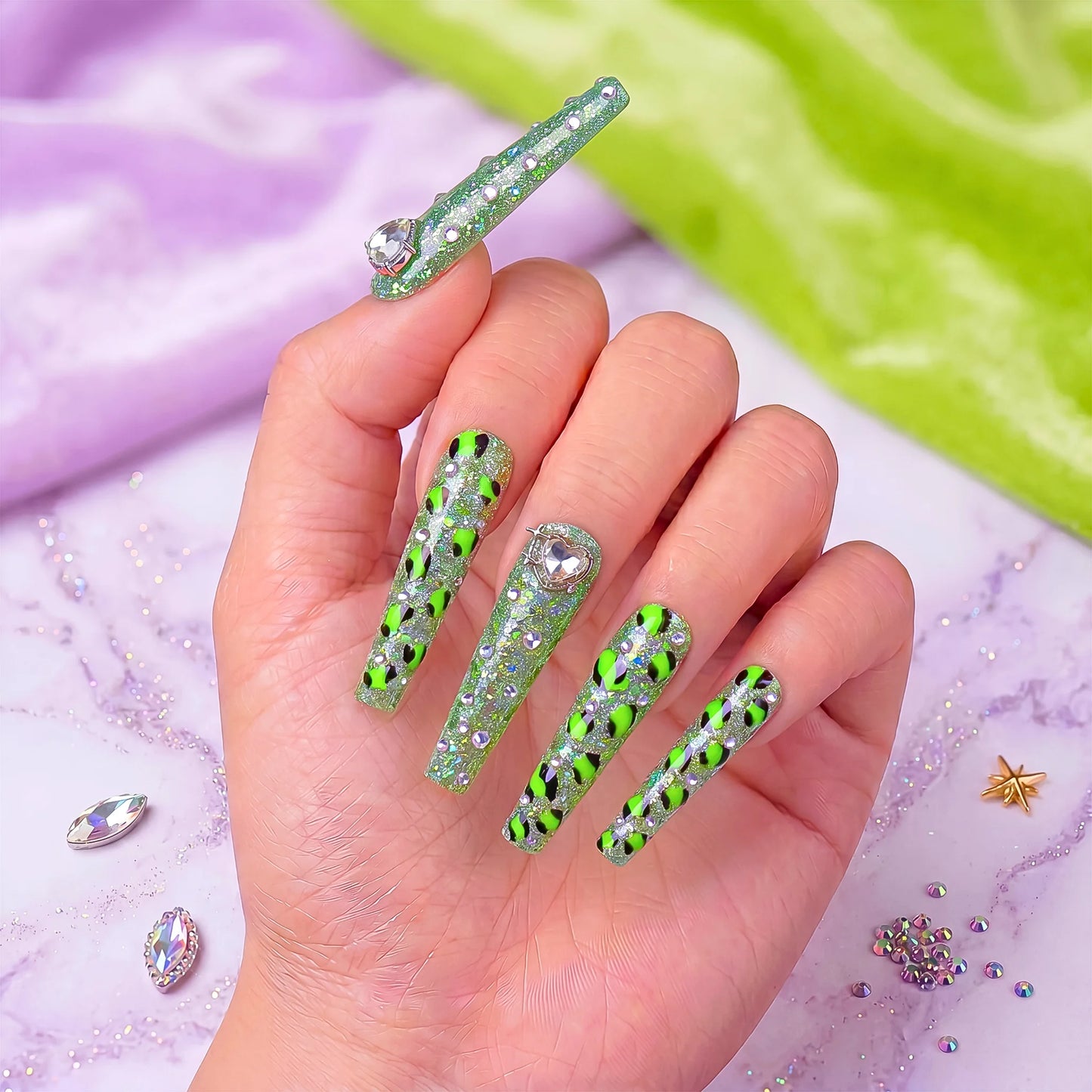 LEO GLITZ