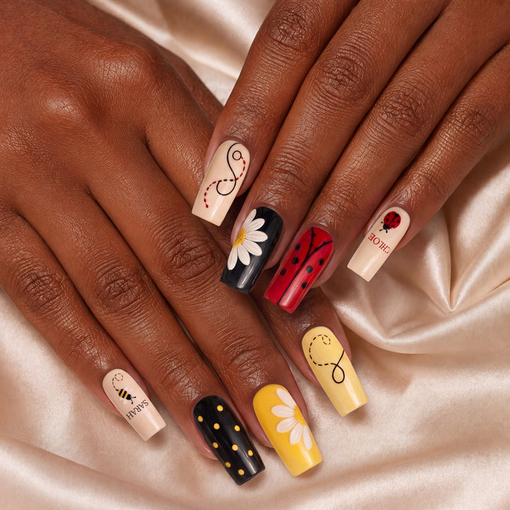 Daisy Buzz Besties - Personalized Press-On Nails