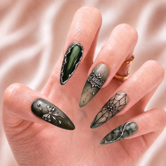 Emerald Nocturne - Personalized Press-On Nails alternate image
