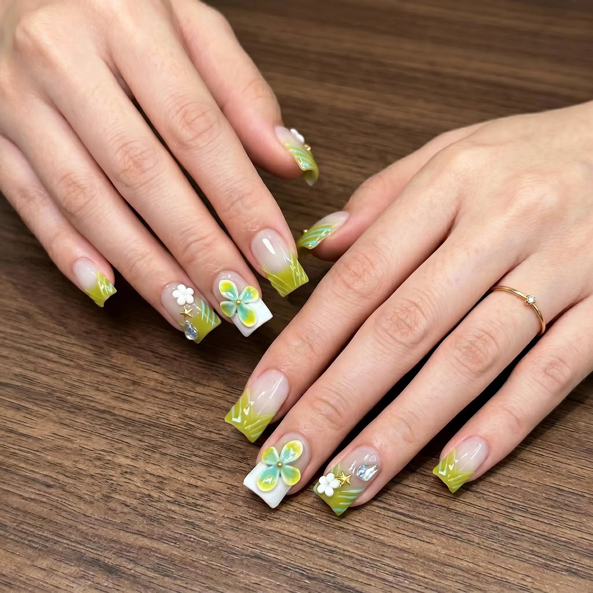 CITRUS BLOOM