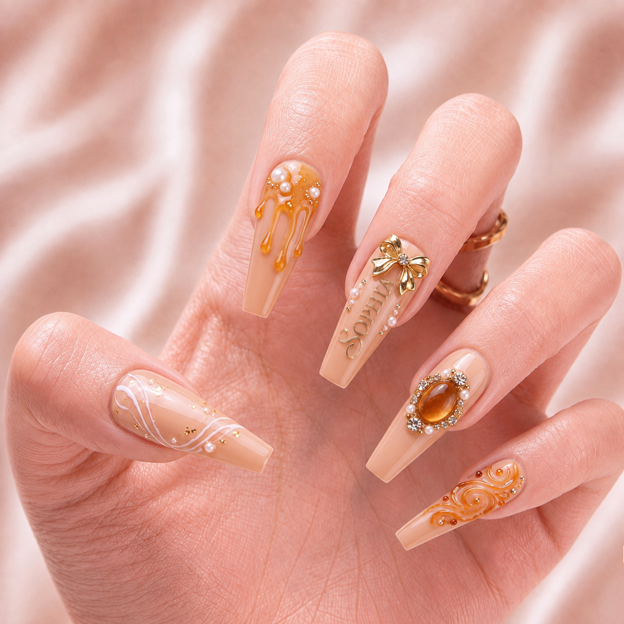 Apricot Opulence - Personalized Press-On Nails