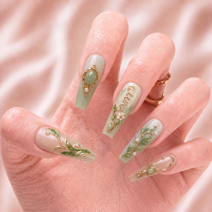 Jadevine Reverie - Personalized Press-On Nails