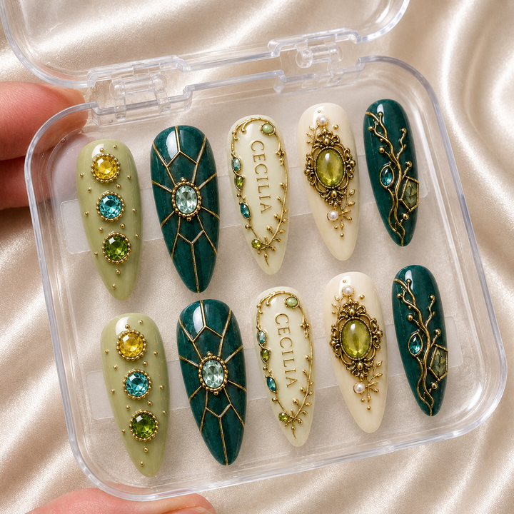 Emerald Heirloom - Personalized Press-On Nails