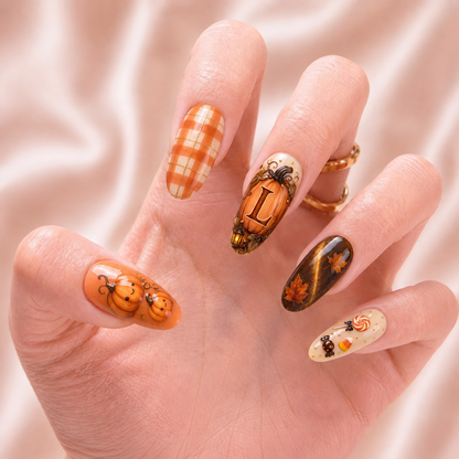 Cute Pumpkin Initial – Personalized Press-On Nails