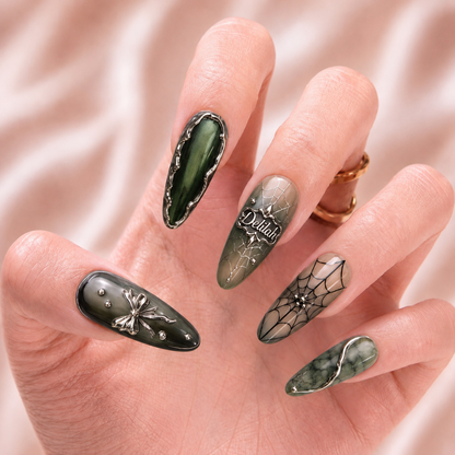 Emerald Nocturne - Personalized Press-On Nails
