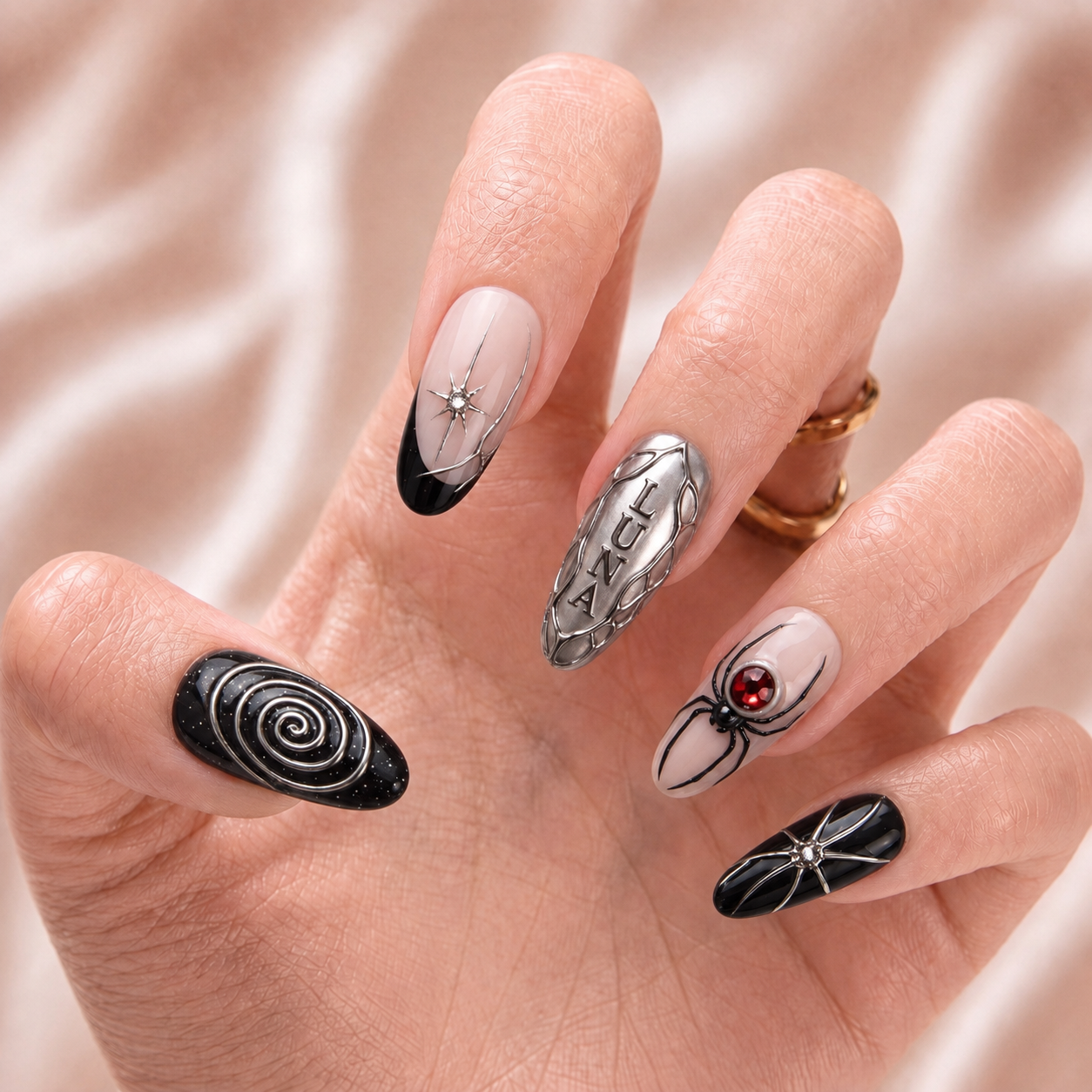 Black Halo Ritual – Personalized Press-On Nails