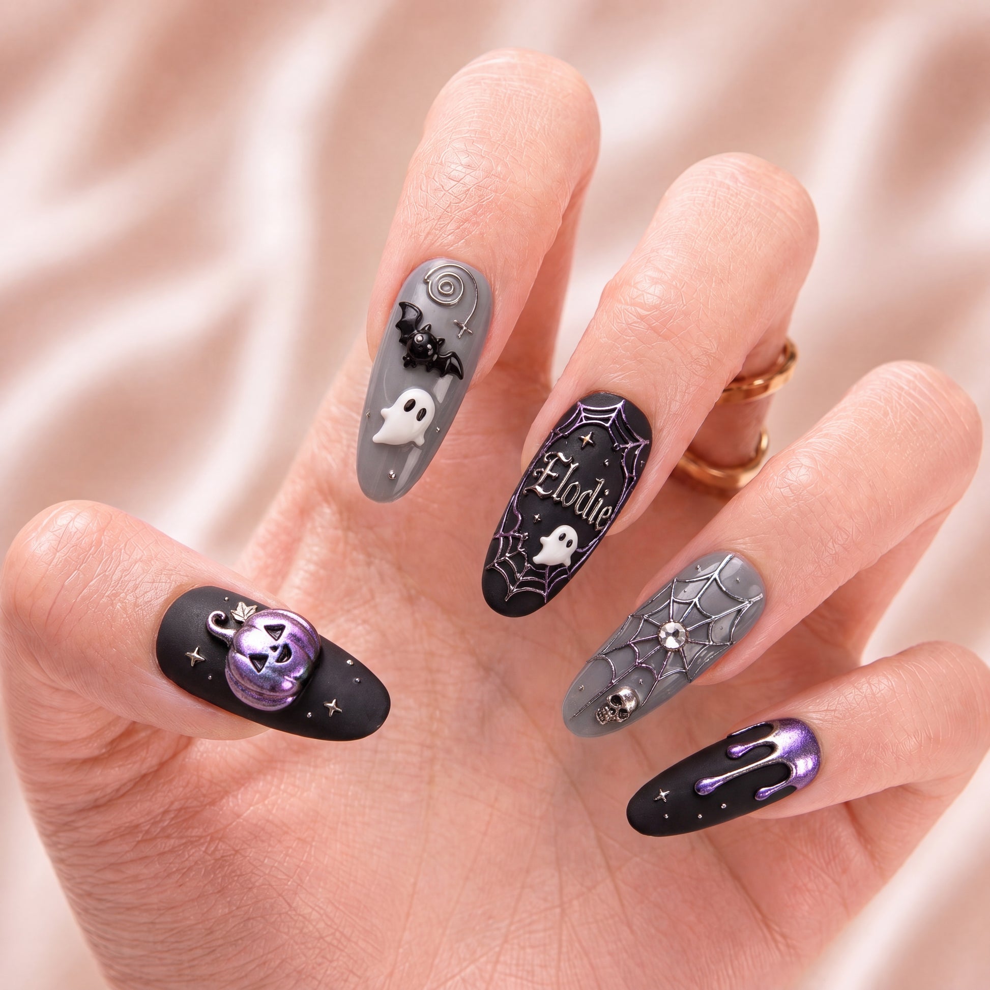 Violet Haunt – Personalized Press-On Nails