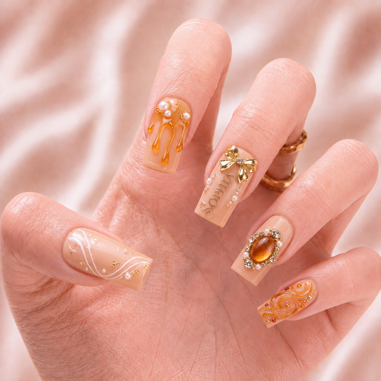 Apricot Opulence - Personalized Press-On Nails