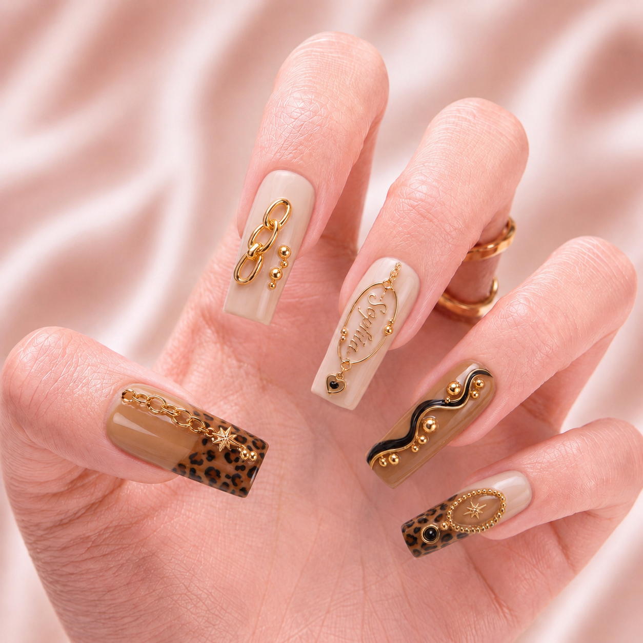 Black Heart Luxe - Personalized Press-On Nails