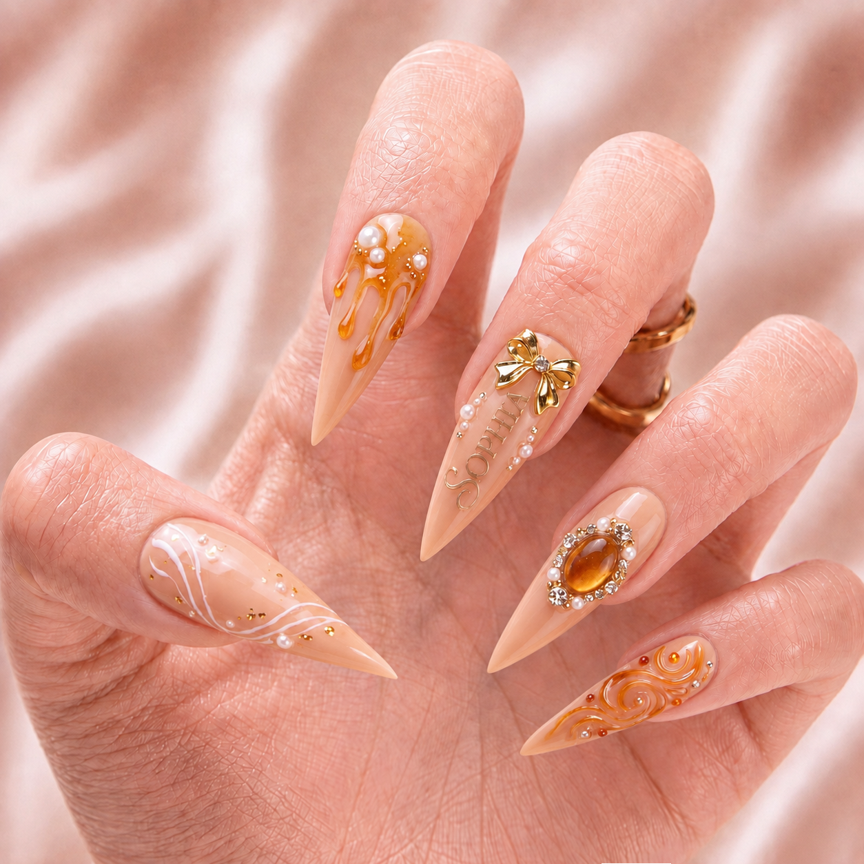 Apricot Opulence - Personalized Press-On Nails